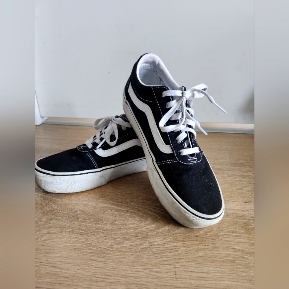Vans Old Skool Canvas Platform Sneakers (Black, Size 8.5)